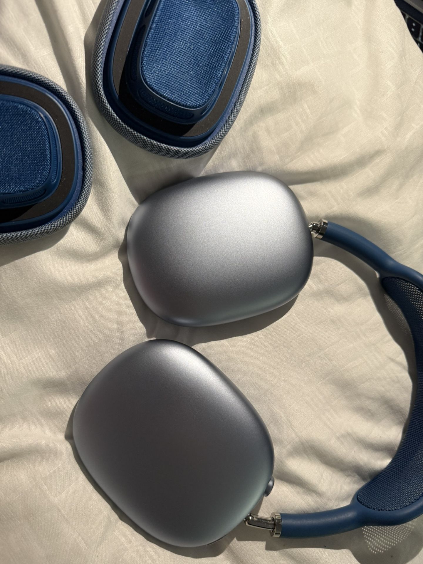 Apple AirPods Max (Sky Blue)