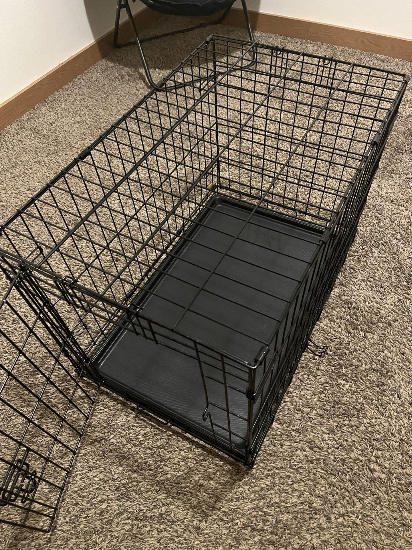 Medium crate
