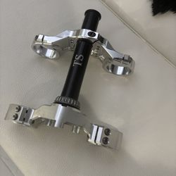 Fastace Triple Clamps