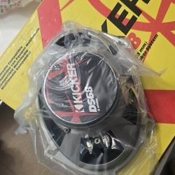 kicker speakers and amp