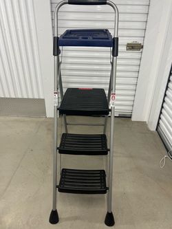 Rubbermaid 3-Step Folding Step Stool Ladder