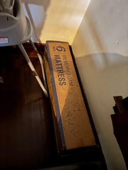 Twin 6 in thick mattress in box