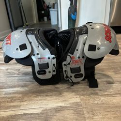 Kids Schutt Shoulder Pads 