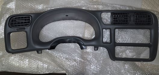 Dash bezel Chevrolet s10 1(contact info removed)