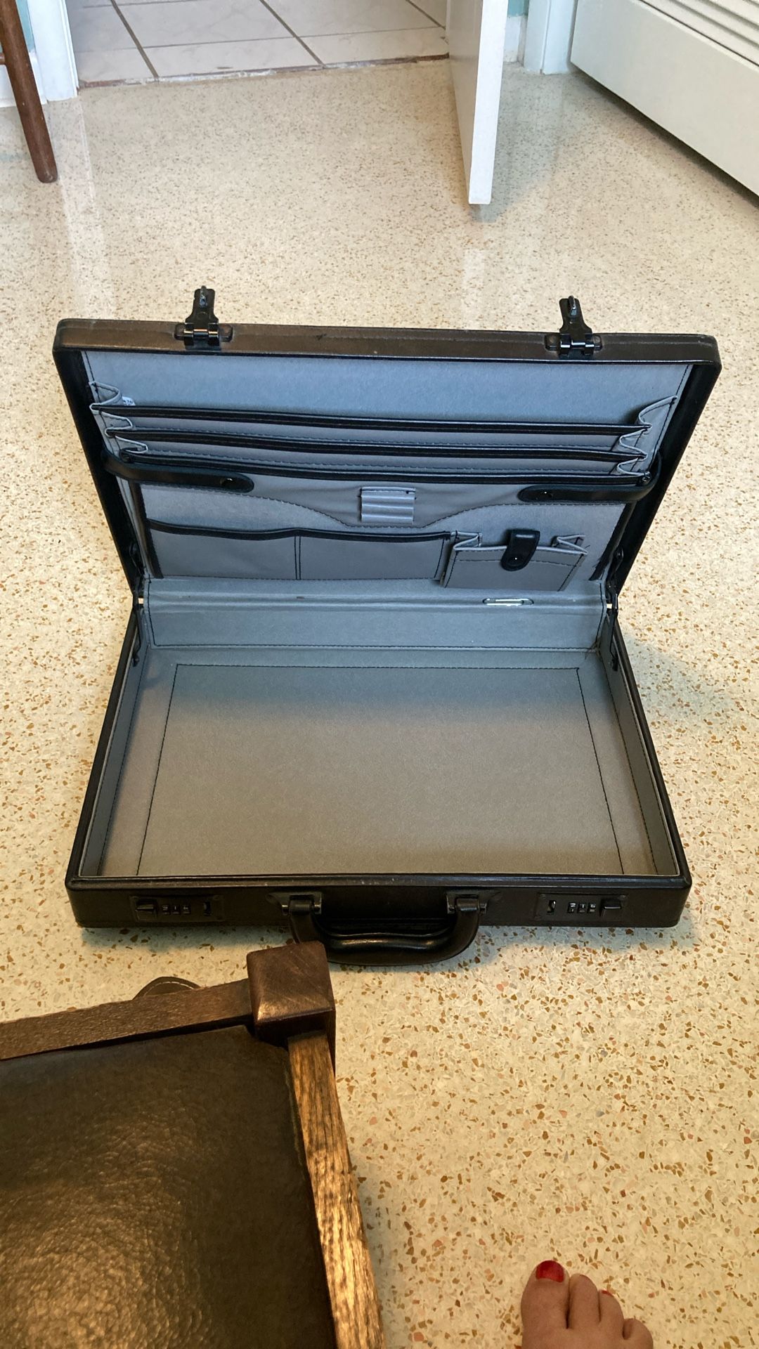 Breifcase