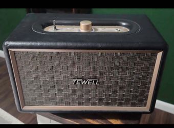 vintage Bluetooth speaker
