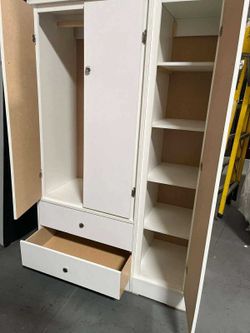 XL Tall closet with shelves