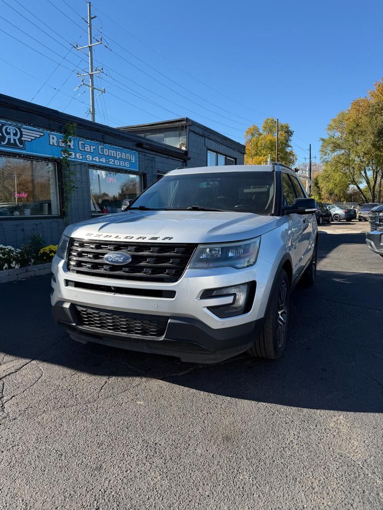 2016 Ford Explorer