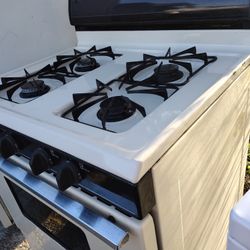 Gas Stove Magic Chef $100.00 Or B.O.