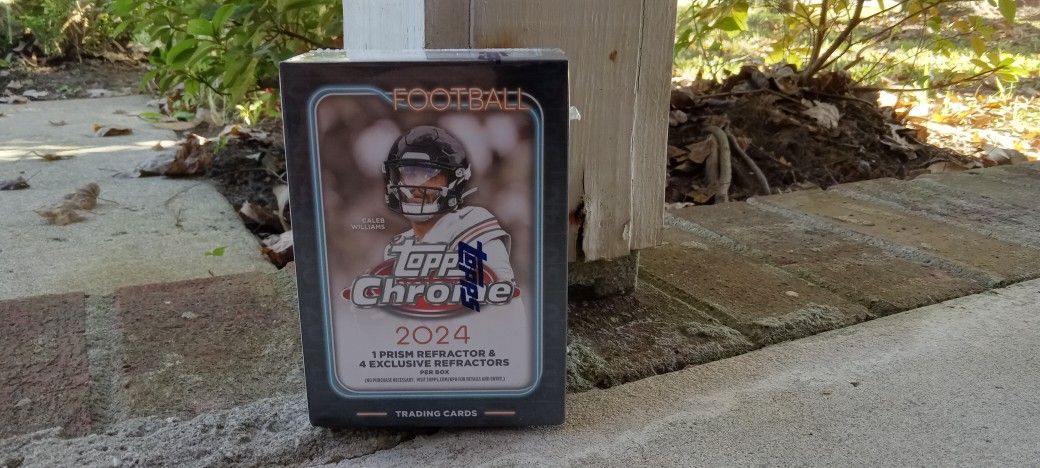 Topps Series One 2024 Topps Chrome Football Blaster Box 
