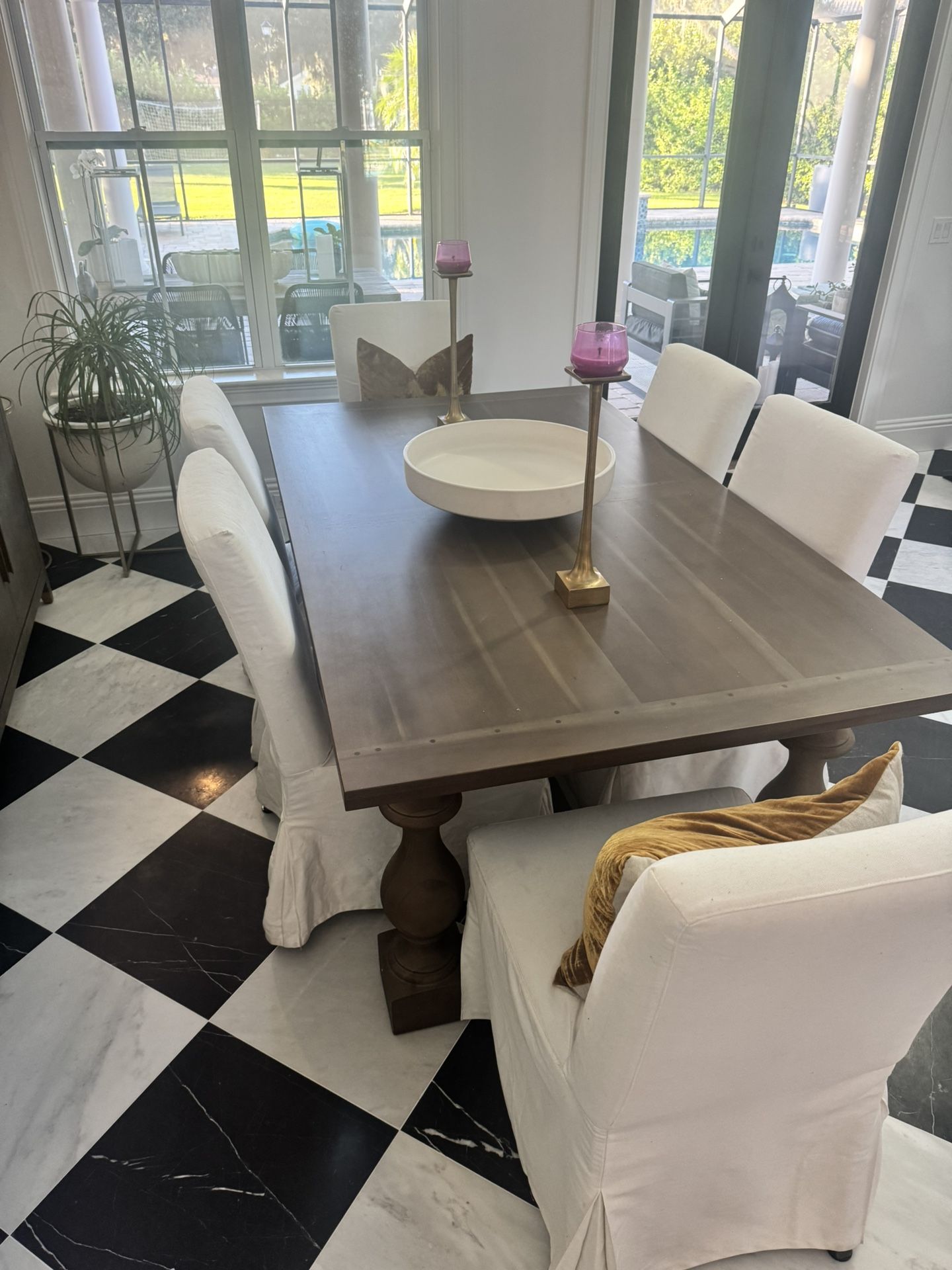 Restoration Hardware Table And 6 Chairs