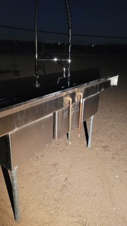 3 compartment comercial sink