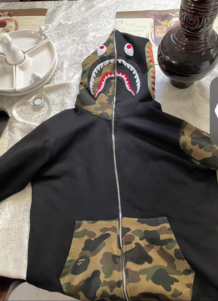 Bape Hoodie XL