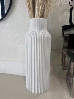 Flower vase