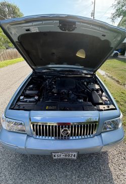 2010 Mercury Grand Marquis