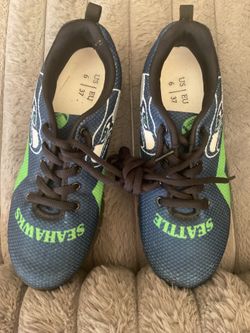 Woman’s Seahawk shoes