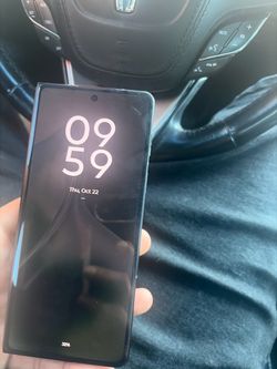 Brand new razr fold t mobile 1000