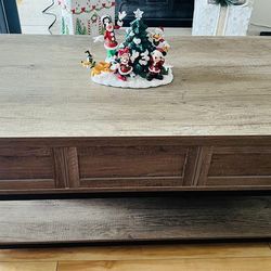 Mesa de Centro con Almacenamiento  Table with storage