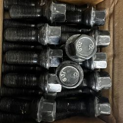 Sprinter Van 🚐 Lug Nuts