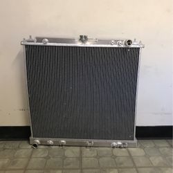 05-12 Nissan Pathfinder/Frontier/Xterra Aluminum Radiator