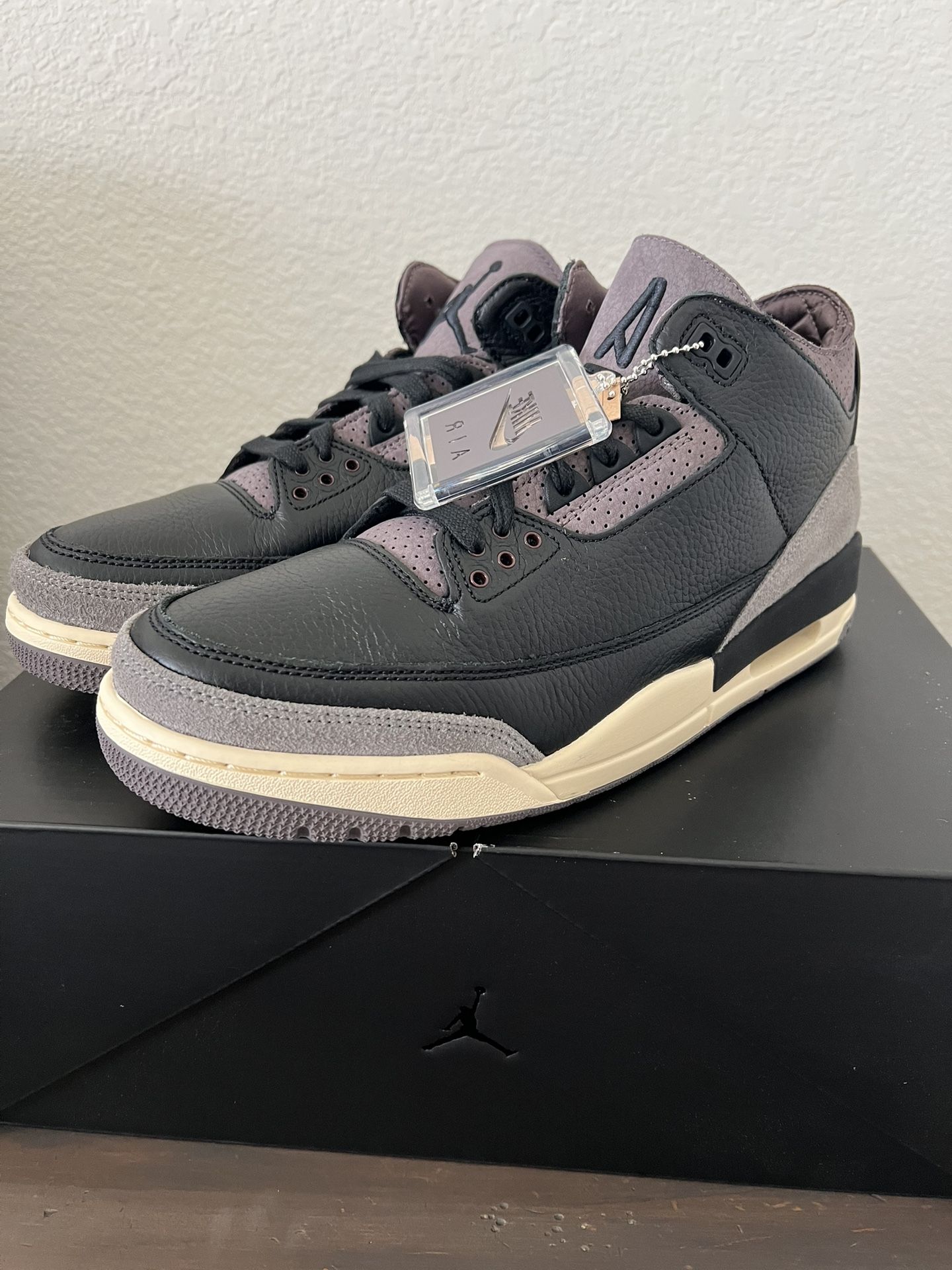 Air Jordan 3 A Ma Maniere Size 11 Mens/12.5Womens DS
