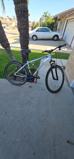 Schwinn mountain bike