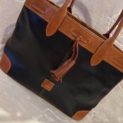 Dooney Bourke Purse