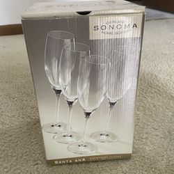 Glass Set ( Brand New In Box )