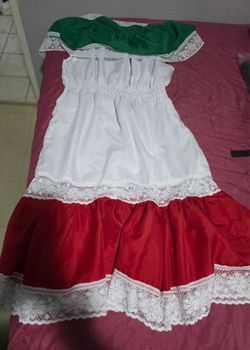 Mexican Folkloric Dress with Lace Trim
