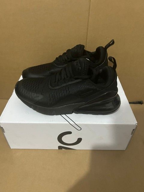 Nike Air Max 270