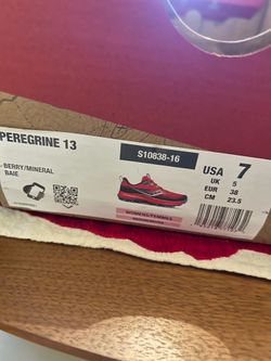 Saucony hiking tennis shoes