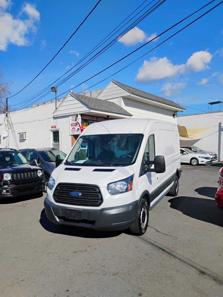 2018 Ford Transit-350