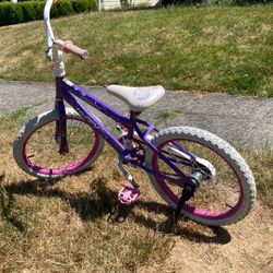 Girls huffy bike