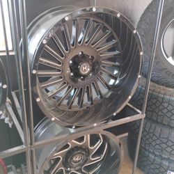 NEW SET OF RIMS 22x12 6x139 6x5.5 