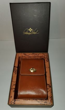 Patricia Nash crossbody purse / cellphone holder