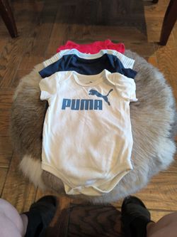 Short sleeve onesie