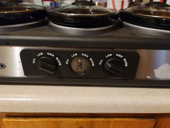 Triple slow cooker - missing one knob