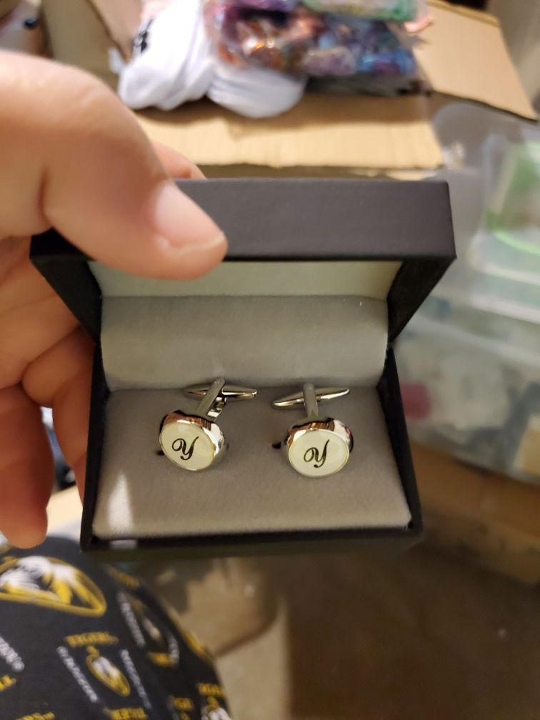 y cufflinks