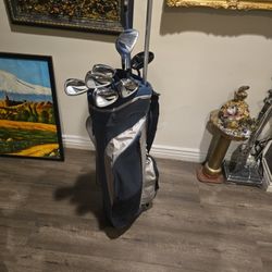 ASPECT XR GOLF CLUBS WITH GOLF BAG 