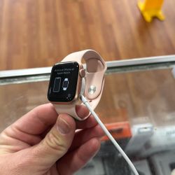 Apple Watch SE 40m Rose Gold 