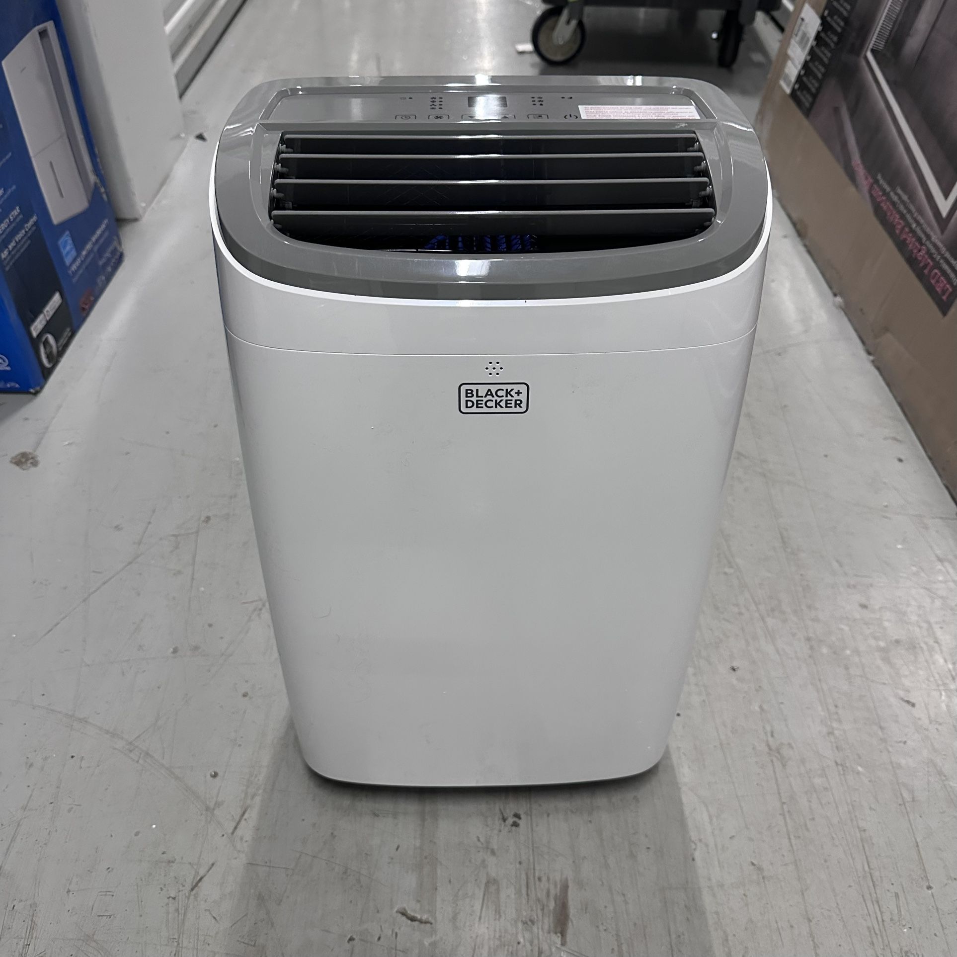 BLACK+DECKER 8,000 BTU Portable Air Conditioner up to 350 Sq.Ft.with Remote Control, White