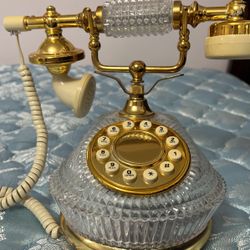 Telephone 