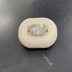 Ladies Fashion Diamond Ring 