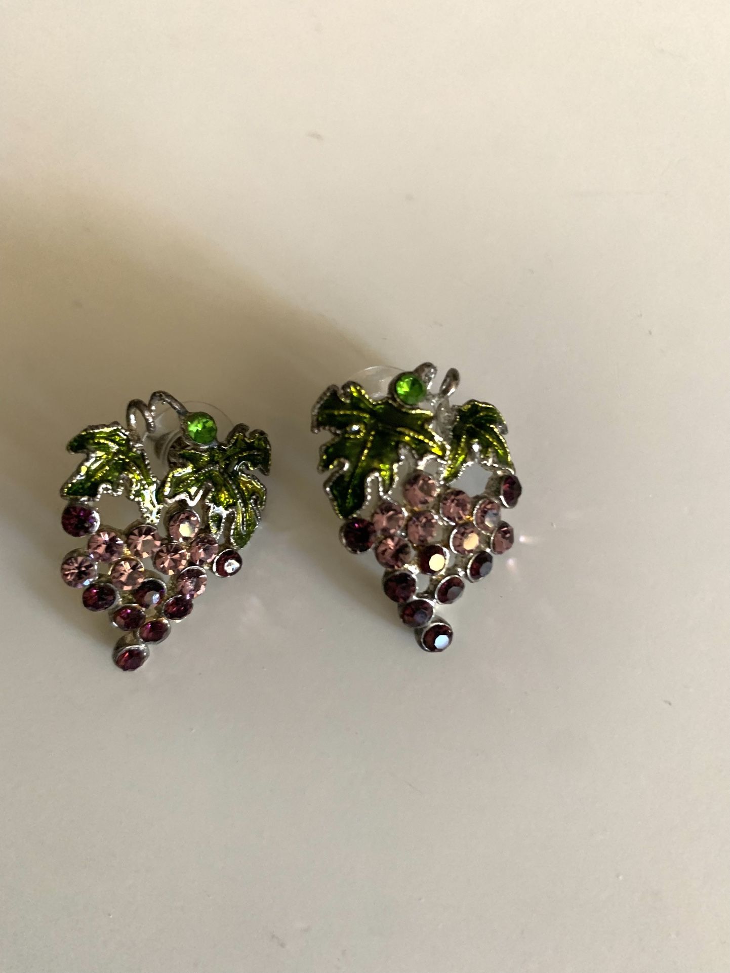 Sparkly Bouquet of Grapes Earrings 