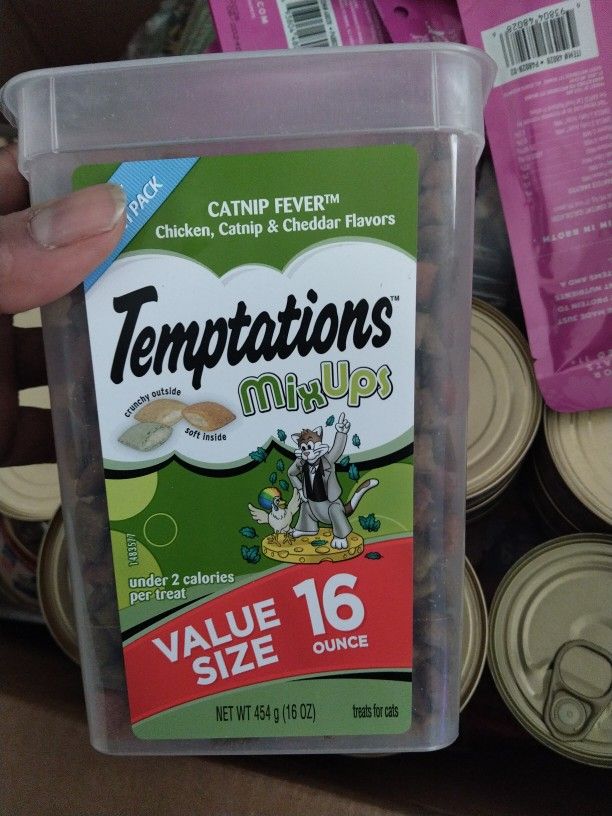 Temptations Cat Food $3 Each For A Pound Of Food