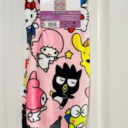 Hello Kitty Throw Blanket 