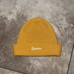 Supreme Loose Gauge Beanie Yellow