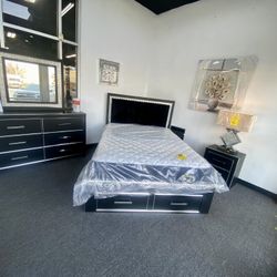 Queen Size Bedframe Set $1,499