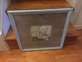 2 Pictures Frame.Dimensions are;22-1/2”X22-1/2”