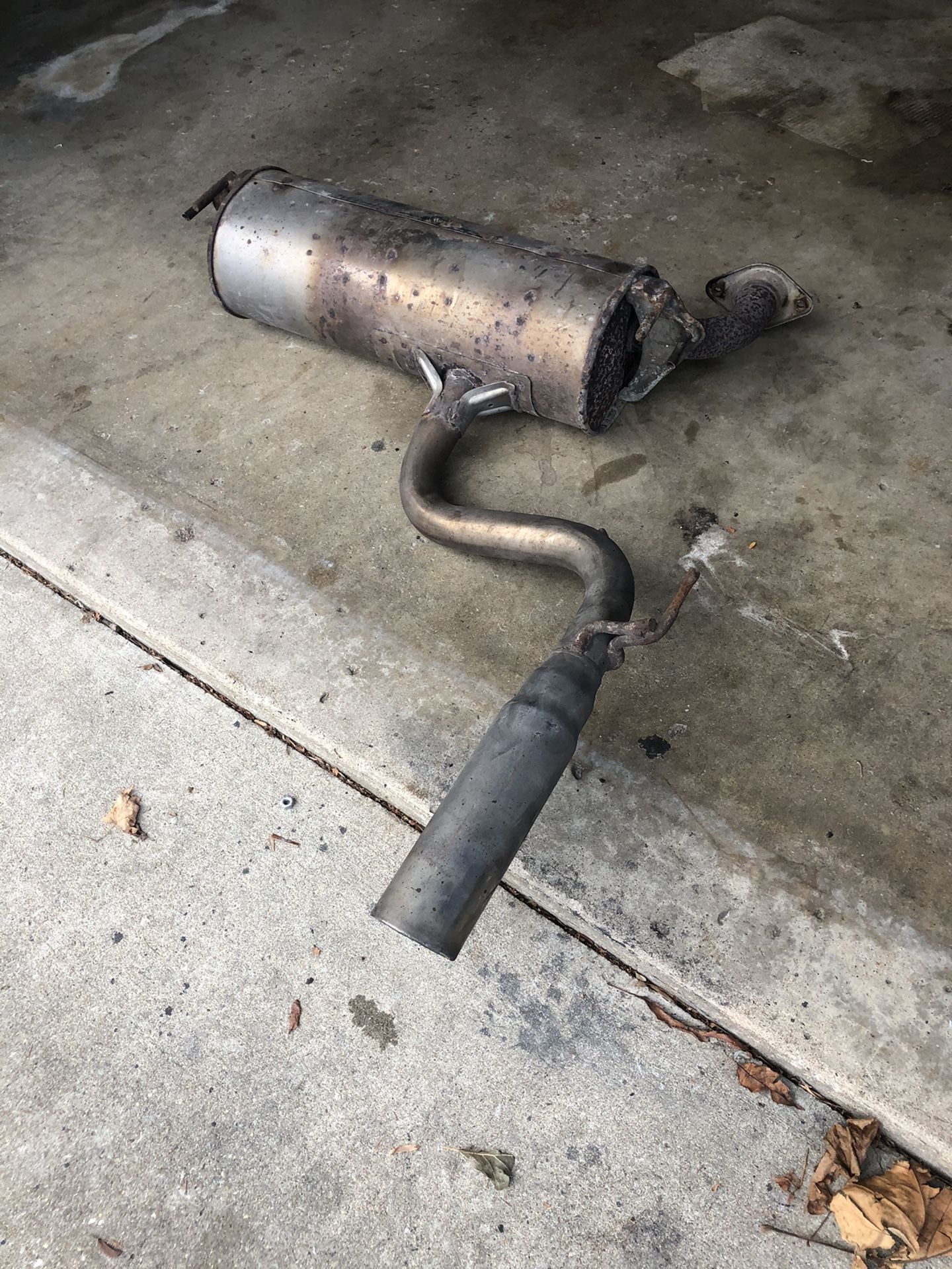 Exhaust For Toyota Célica 2001 Good Condition Nothing Wrong With It Just Don’t Need It $100 Obo